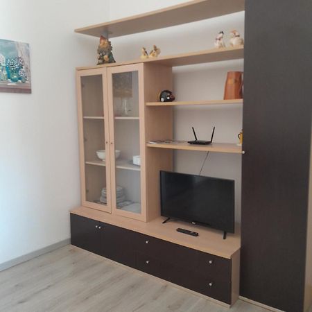 Casa Vicino Al Mare Villa ปีออมบีโน ภายนอก รูปภาพ