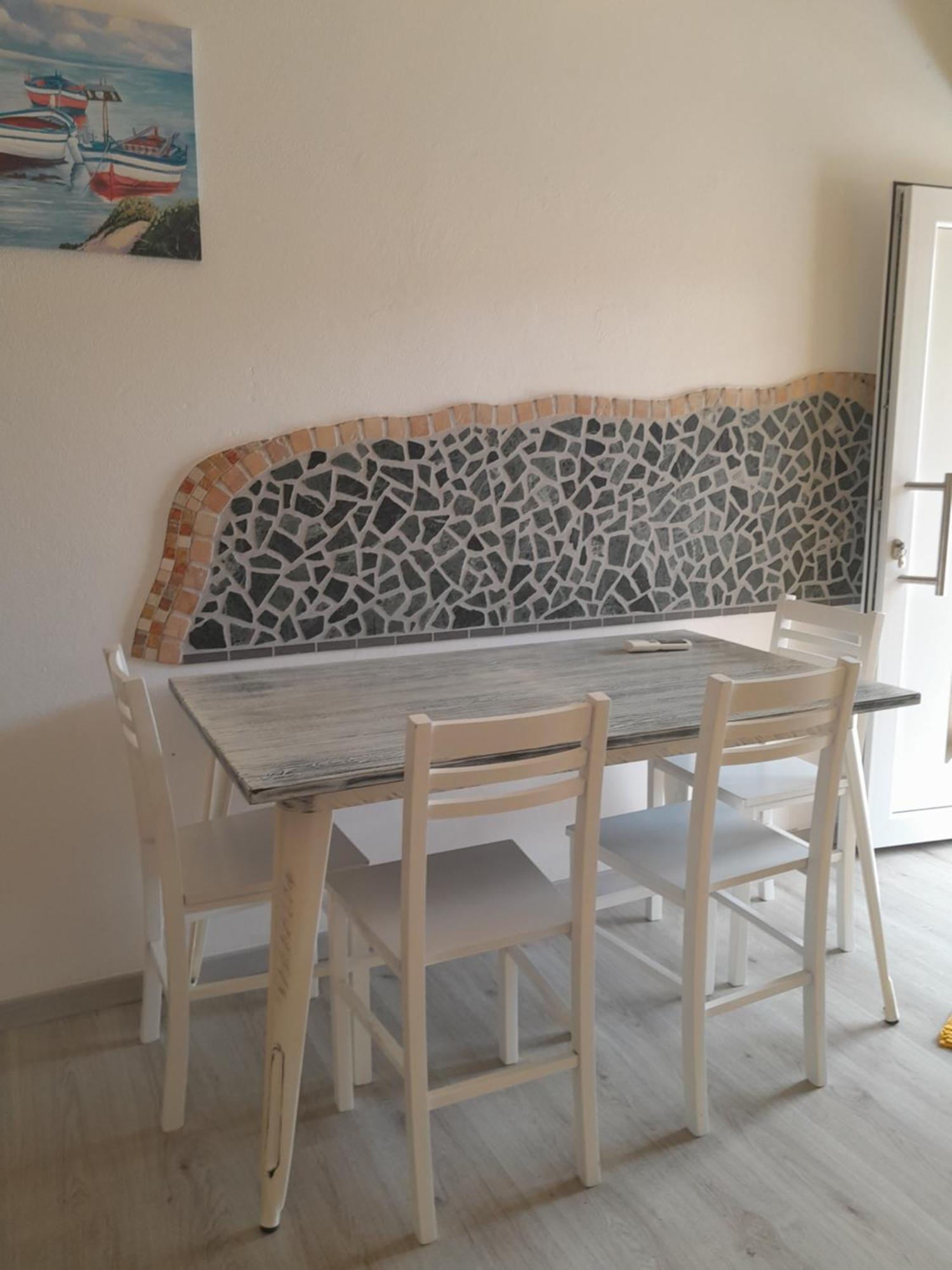 Casa Vicino Al Mare Villa ปีออมบีโน ภายนอก รูปภาพ