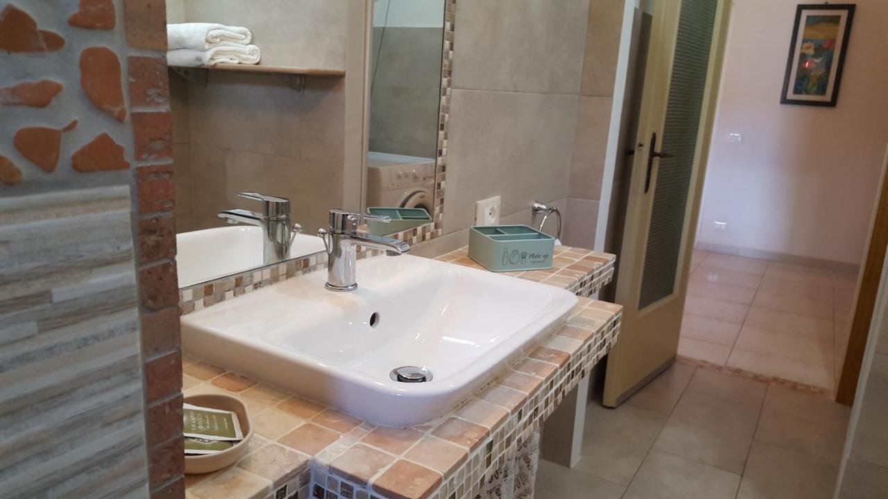 Casa Vicino Al Mare Villa ปีออมบีโน ภายนอก รูปภาพ